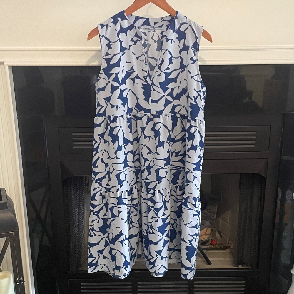 Shein Sleeveless Blue and Gray Floral Tiered Dress, size L